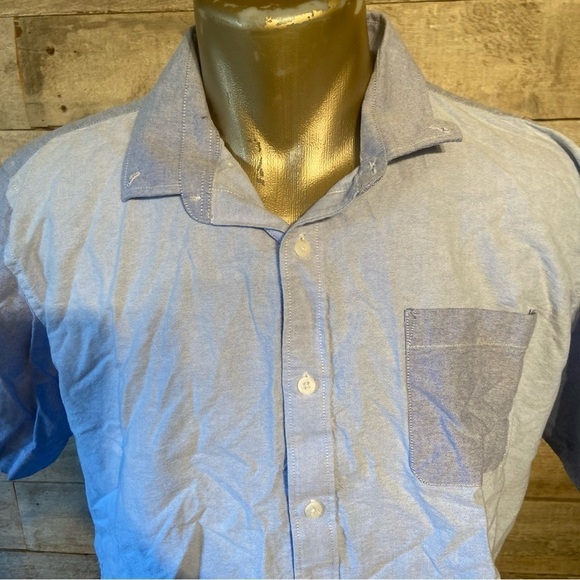 🛍️3/$30 Rue Saint-Patrick men’s blue button up shirt-sleeved shirt size  x-large - Picture 2 of 8